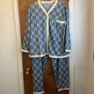 NWT No Name Brand Woman’s Plus Sz 2XL Pajama Set